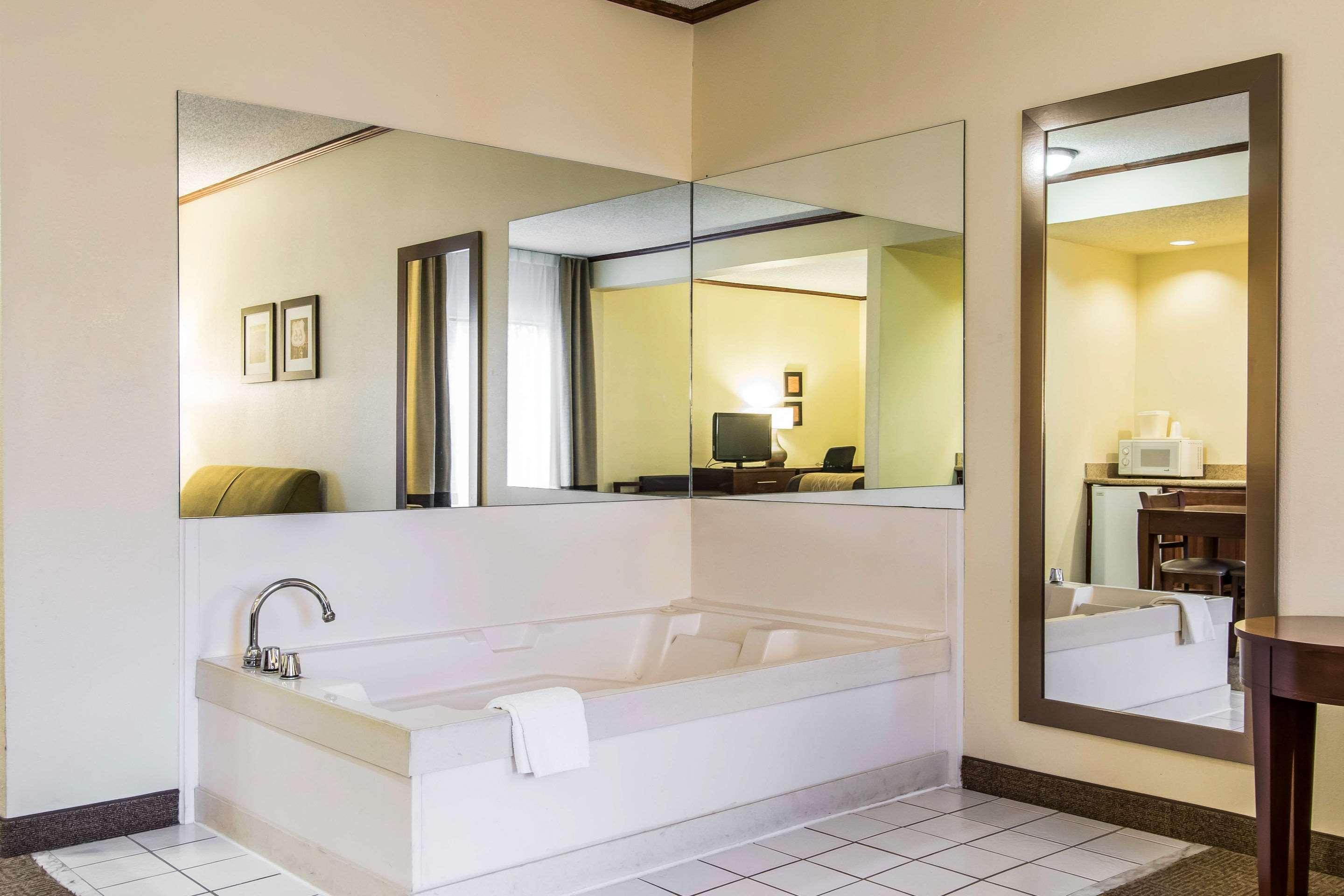 Ardmore Inn & Suites Ардмор Экстерьер фото